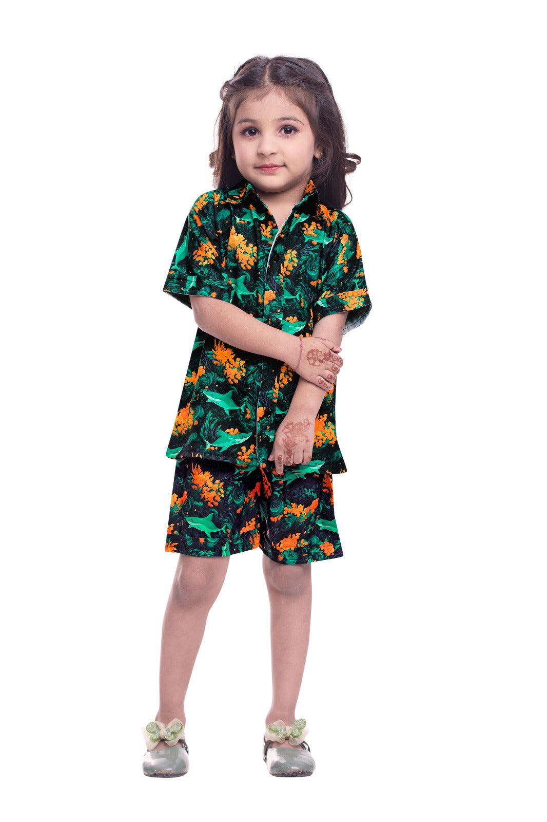 Green Unisex Printed Shirt and Shorts and Shirt for Beach ready